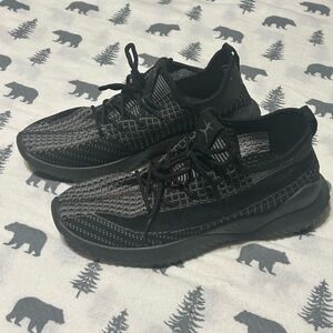 Danskin Ecstatic Women’s Black Running Sneakers (size:9)